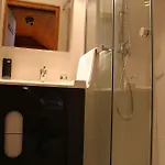 Otel De La Croix Perrin 2*
