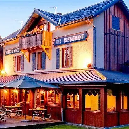 De La Croix Perrin Hotel