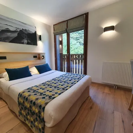 Hotel De La Croix Perrin Lans-en-Vercors